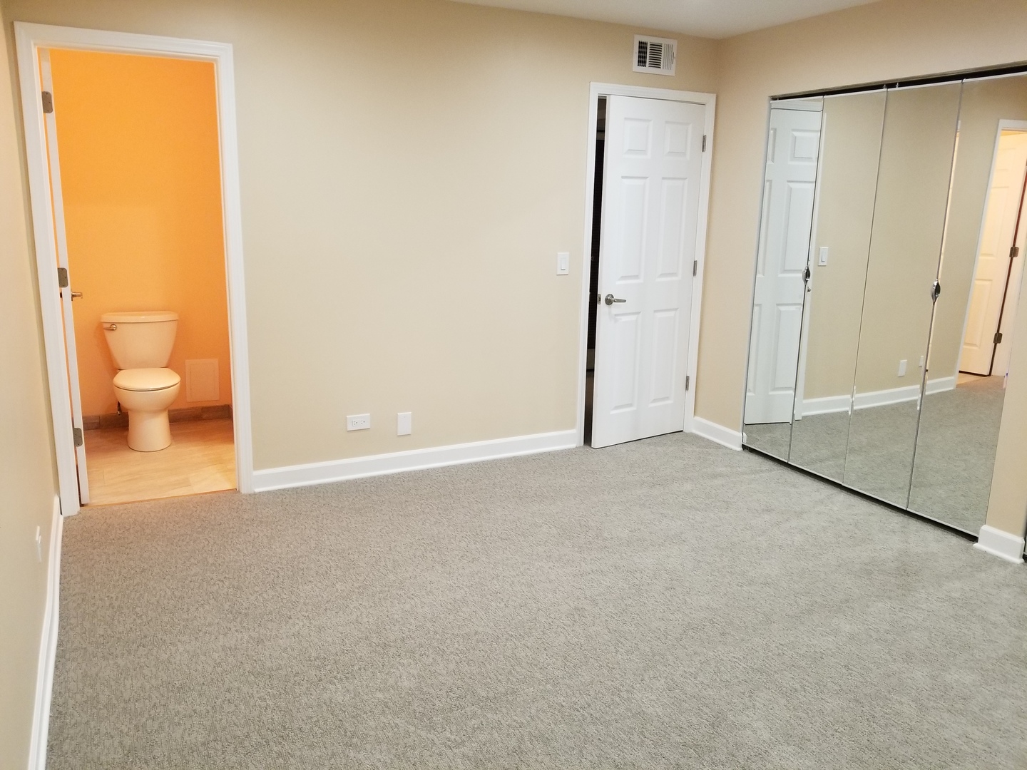 112 Steeple Drive, Unit F Buffalo Grove, IL 60089 - Photo 11 of 15