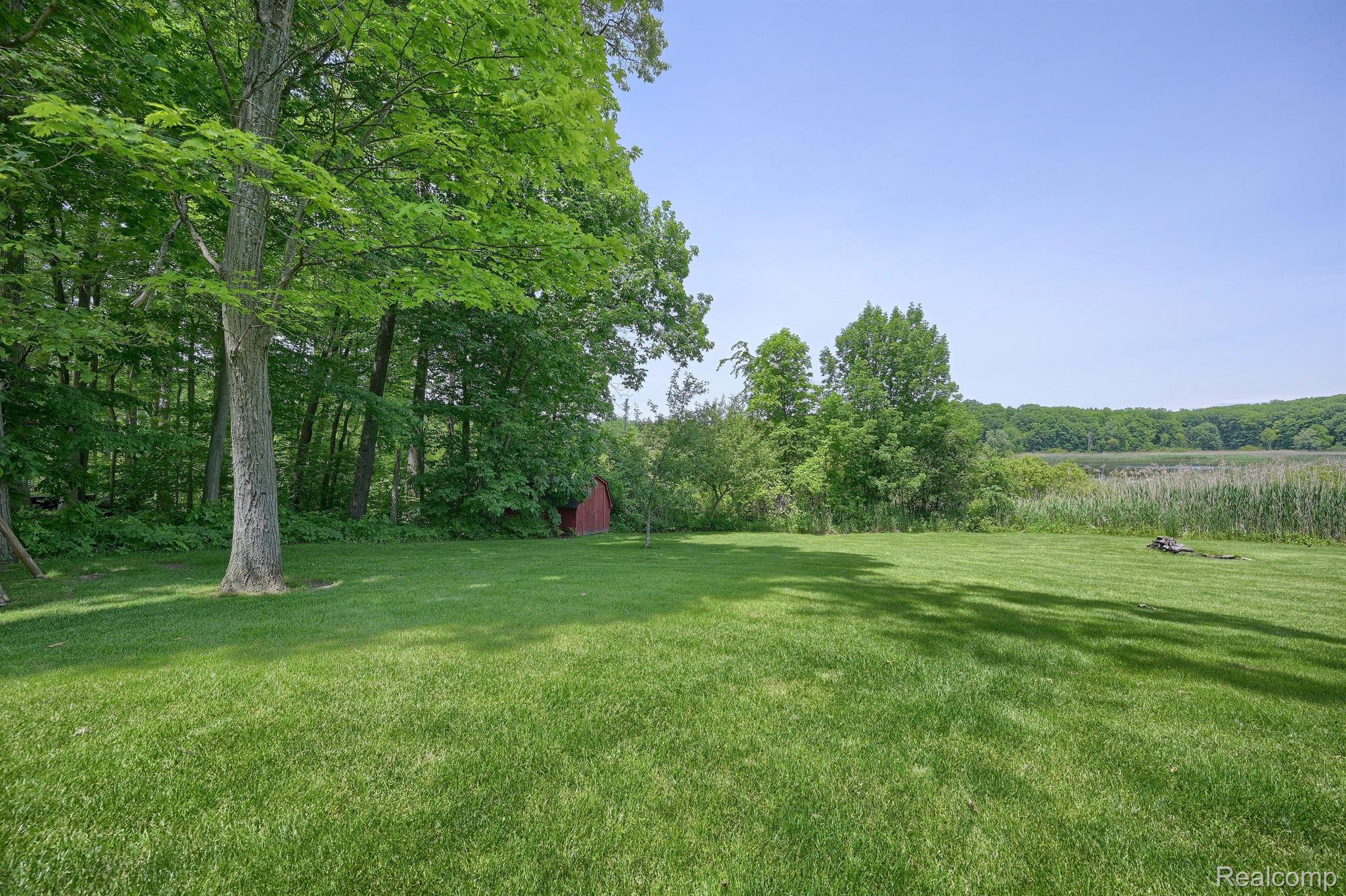 5150 Havens Road Leonard, MI 48367 - Photo 10 of 71 Gallery Image 10