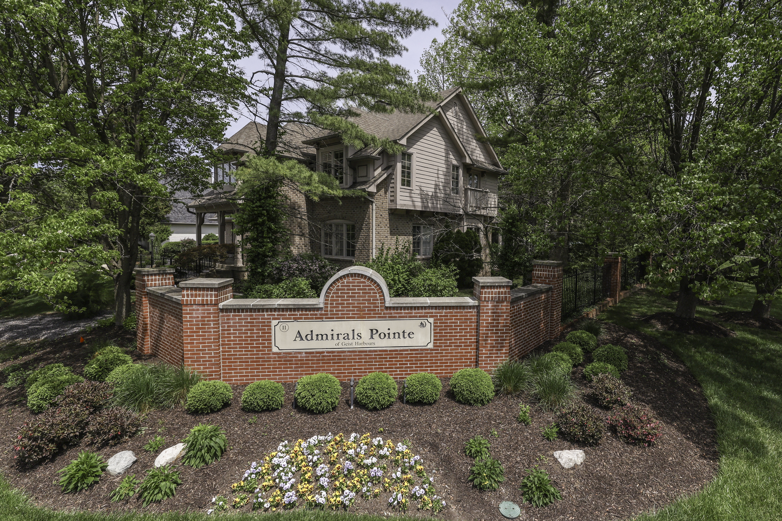 9121 Bluestone Circle Indianapolis, IN 46236 - Photo 2 of 96