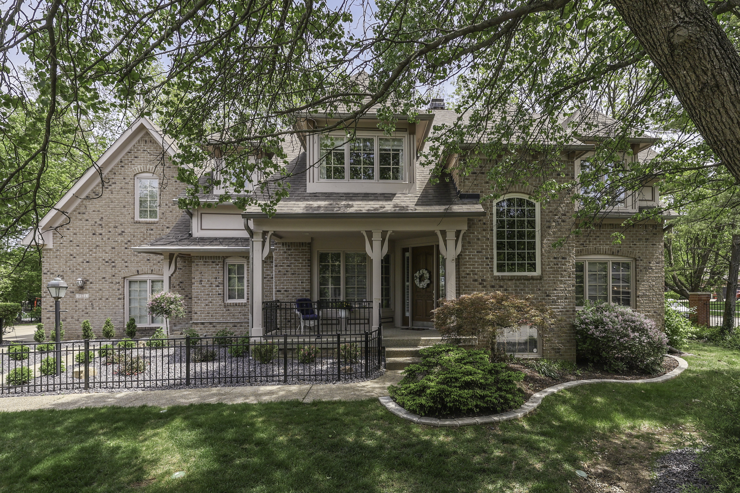 9121 Bluestone Circle Indianapolis, IN 46236 - Photo 5 of 96