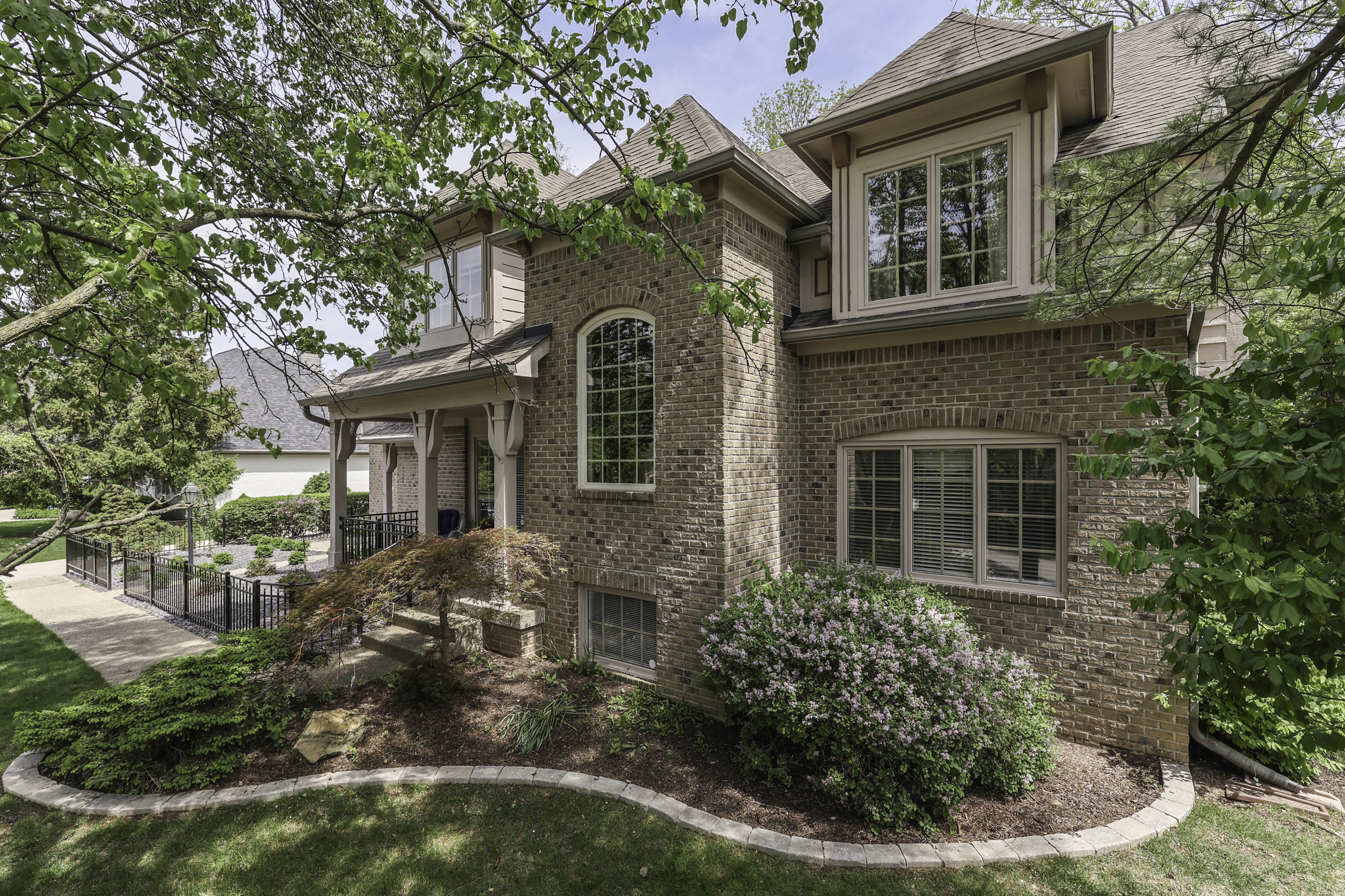 9121 Bluestone Circle Indianapolis, IN 46236 - Photo 6 of 96