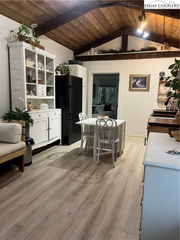 80 Pine Valley Road Newland, NC 28657 - Photo 6 of 12 a living room with furniture and wooden floor