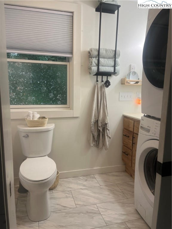 80 Pine Valley Road Newland, NC 28657 - Photo 9 of 12 a bathroom with a toilet and a sink