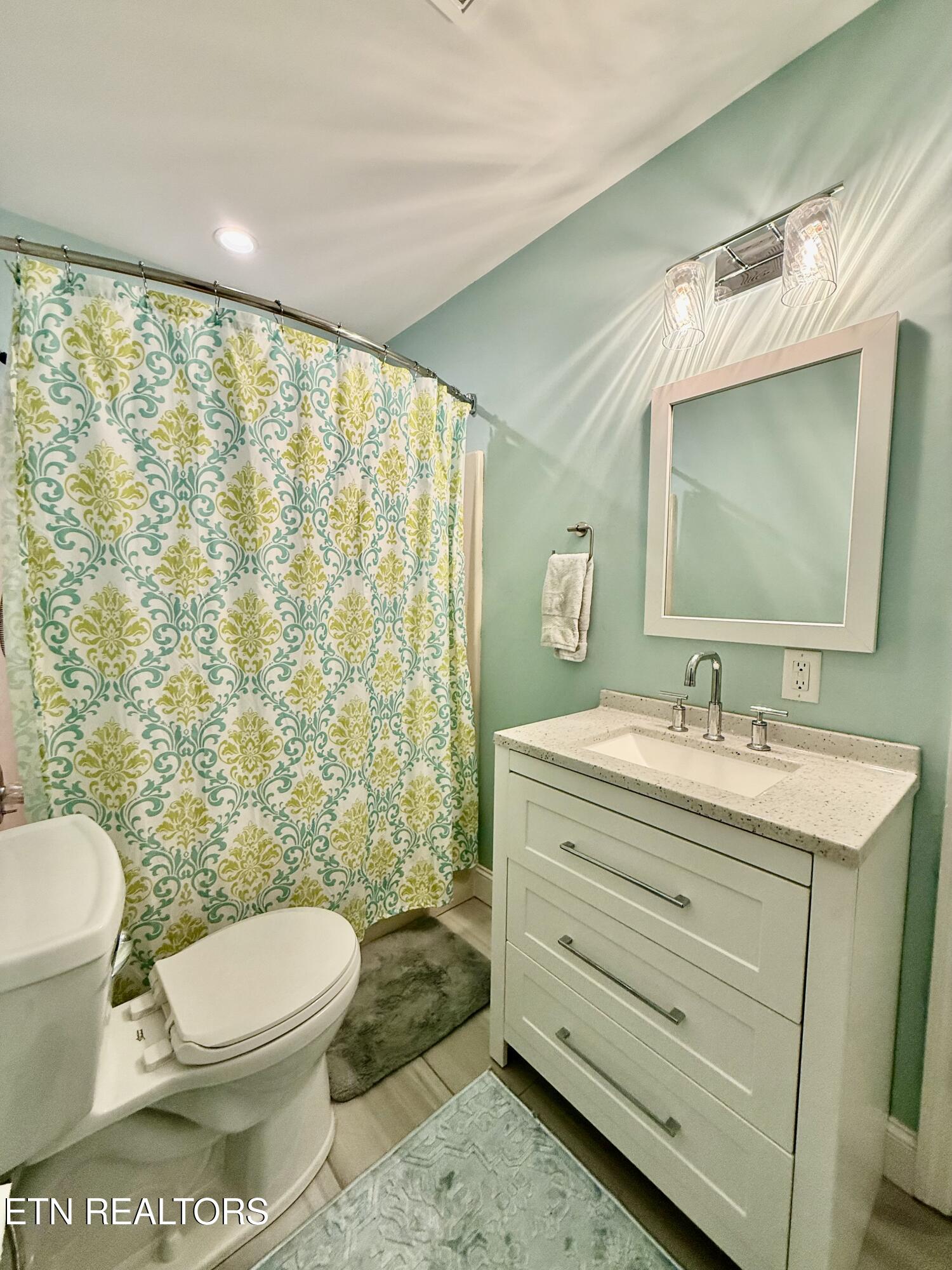 470 Deerfield Landing Road, Unit 6C La Follette, TN 37766 - Photo 10 of 14 bathroom 2