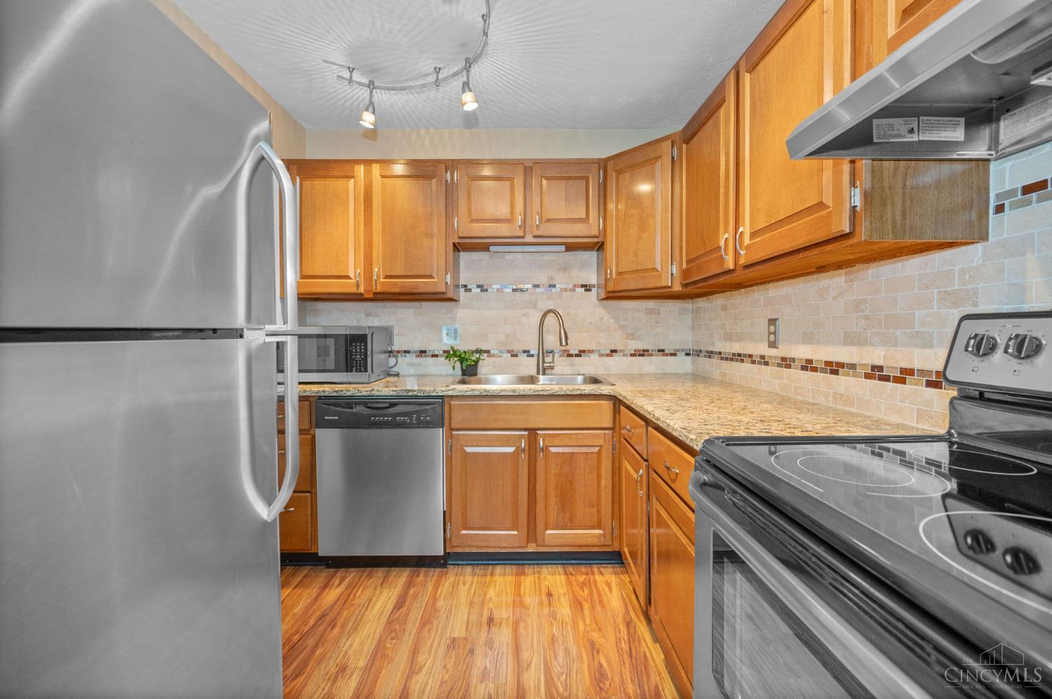 6355 Corbly Road, Unit 19 Cincinnati, OH 45230 - Photo 17 of 32 Gallery Image 17