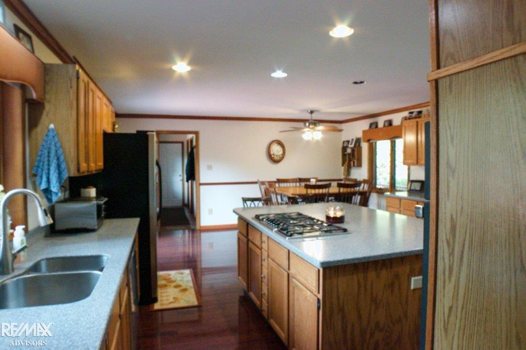 9364 Arnold Road Fair Haven, MI 48023 - Photo 22 of 40 31358198-21.JPG