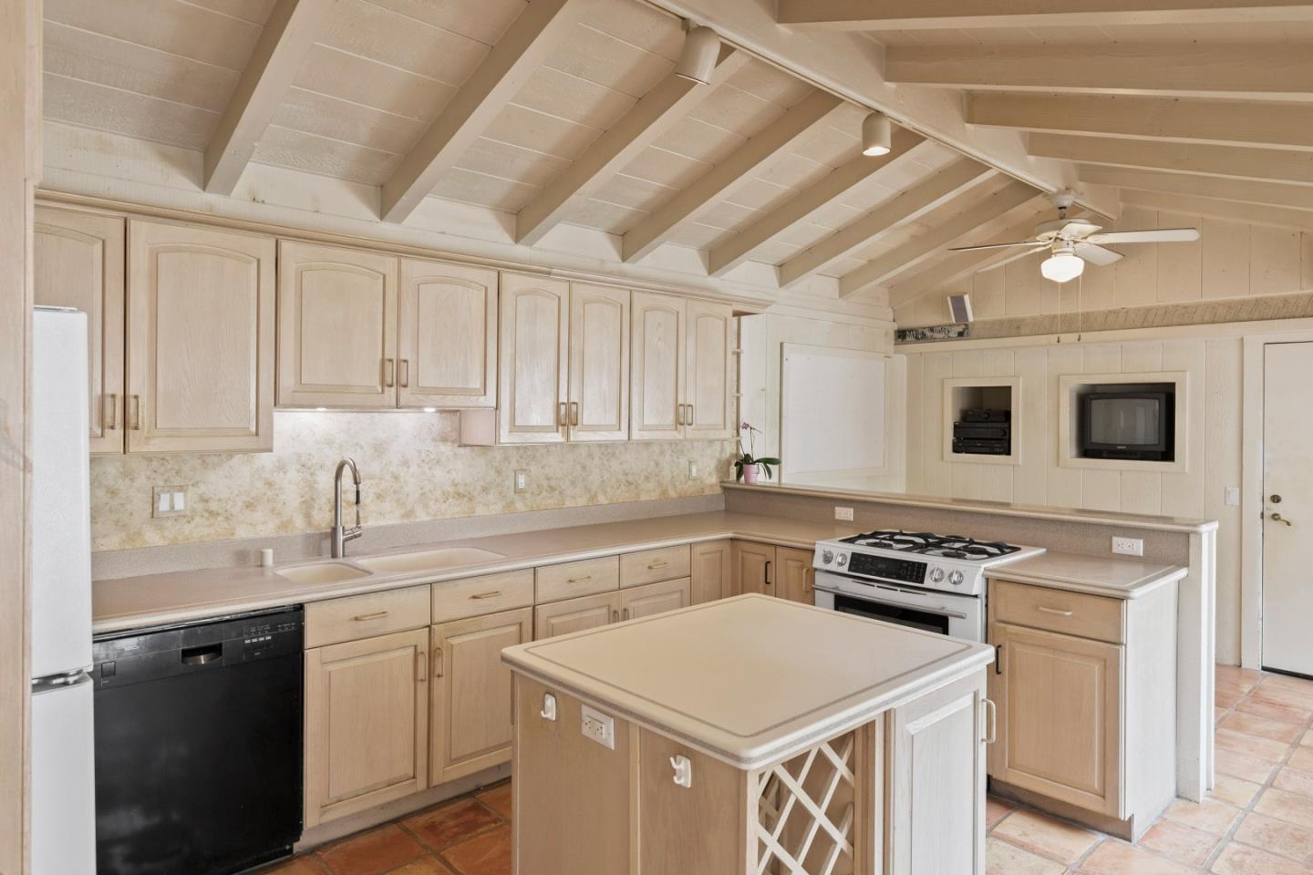 4053 Sunridge Road Pebble Beach, CA 93953 - Photo 14 of 61 Gallery Image 14