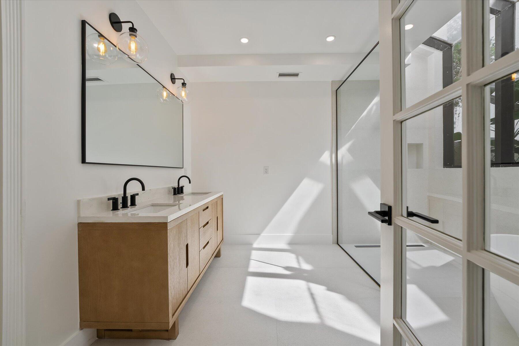 2821 Bent Cypress Road Wellington, FL 33414 - Photo 27 of 64 Main Bedroom Bath