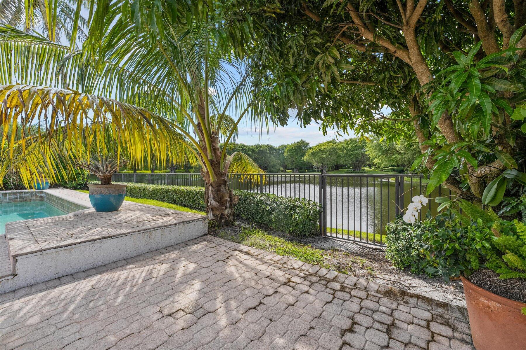 2821 Bent Cypress Road Wellington, FL 33414 - Photo 58 of 64 59-DSC05025