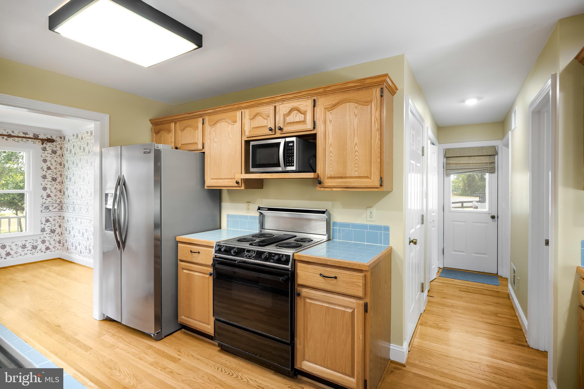 121 Laurel Grove Road Winchester, VA 22602 - Photo 10 of 48 Kitchen