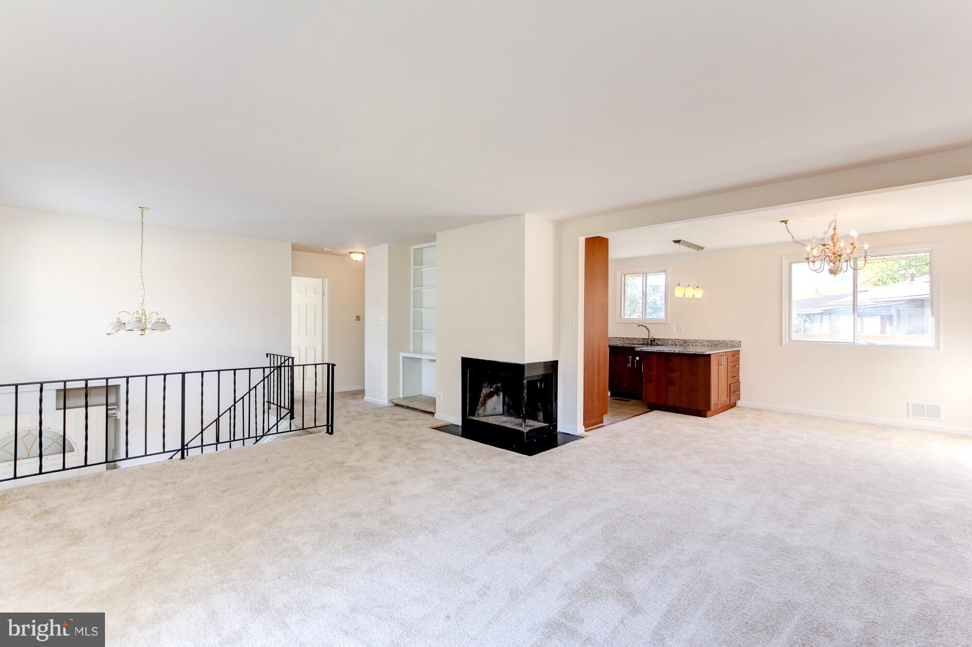 8907 Snow Acres Drive Laurel, MD 20708 - Photo 4 of 29 Interior (General)