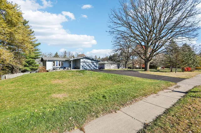 $299,900 | 311 Seminole Avenue, Osceola, WI 54020