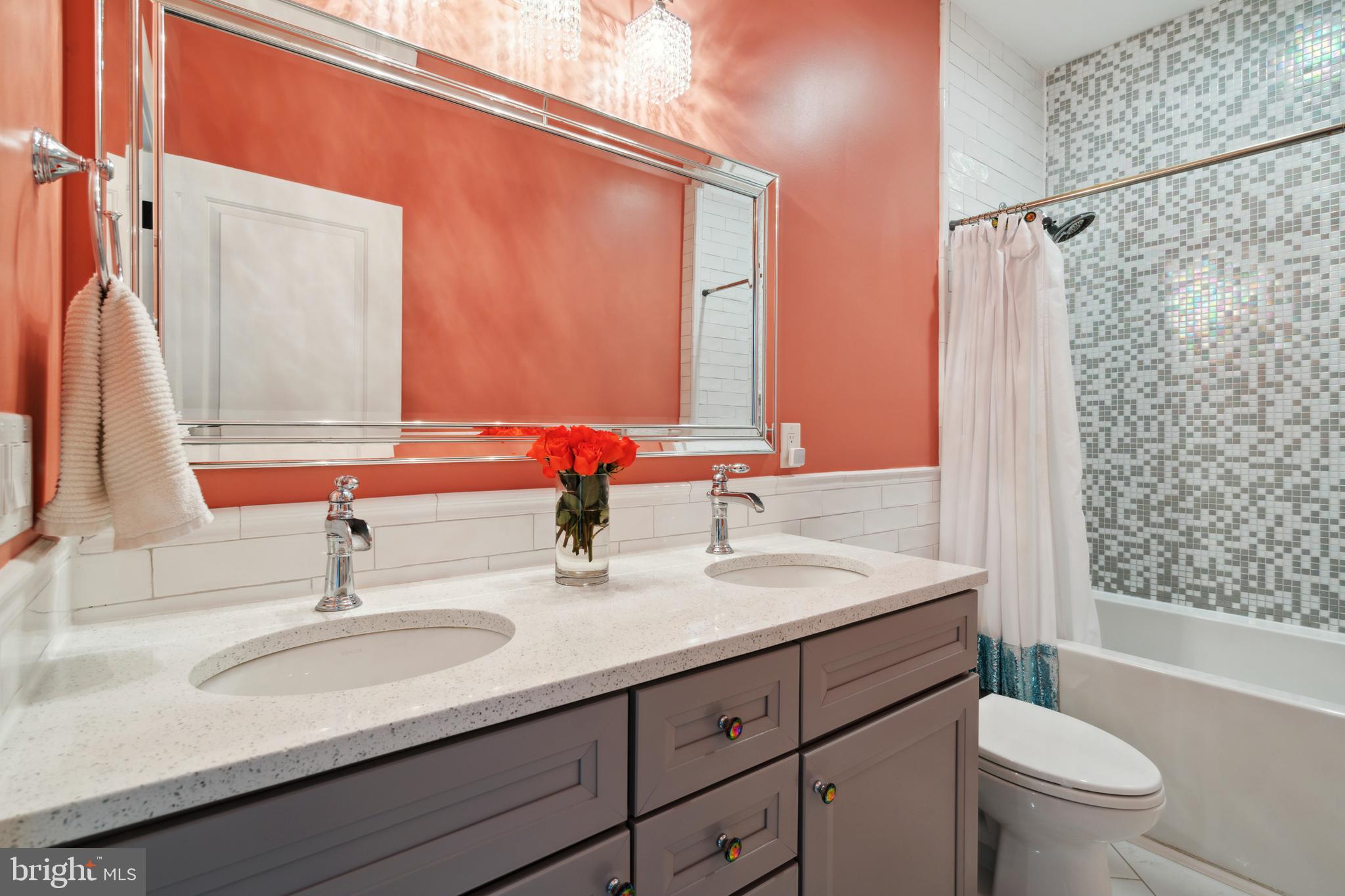 159 Vassar Road Bala Cynwyd, PA 19004 - Photo 23 of 33 Hall bath