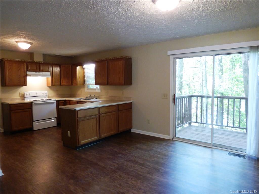 7015 Ridge Lane Road Charlotte, NC 28262 - Photo 5 of 23 Gallery Image 5