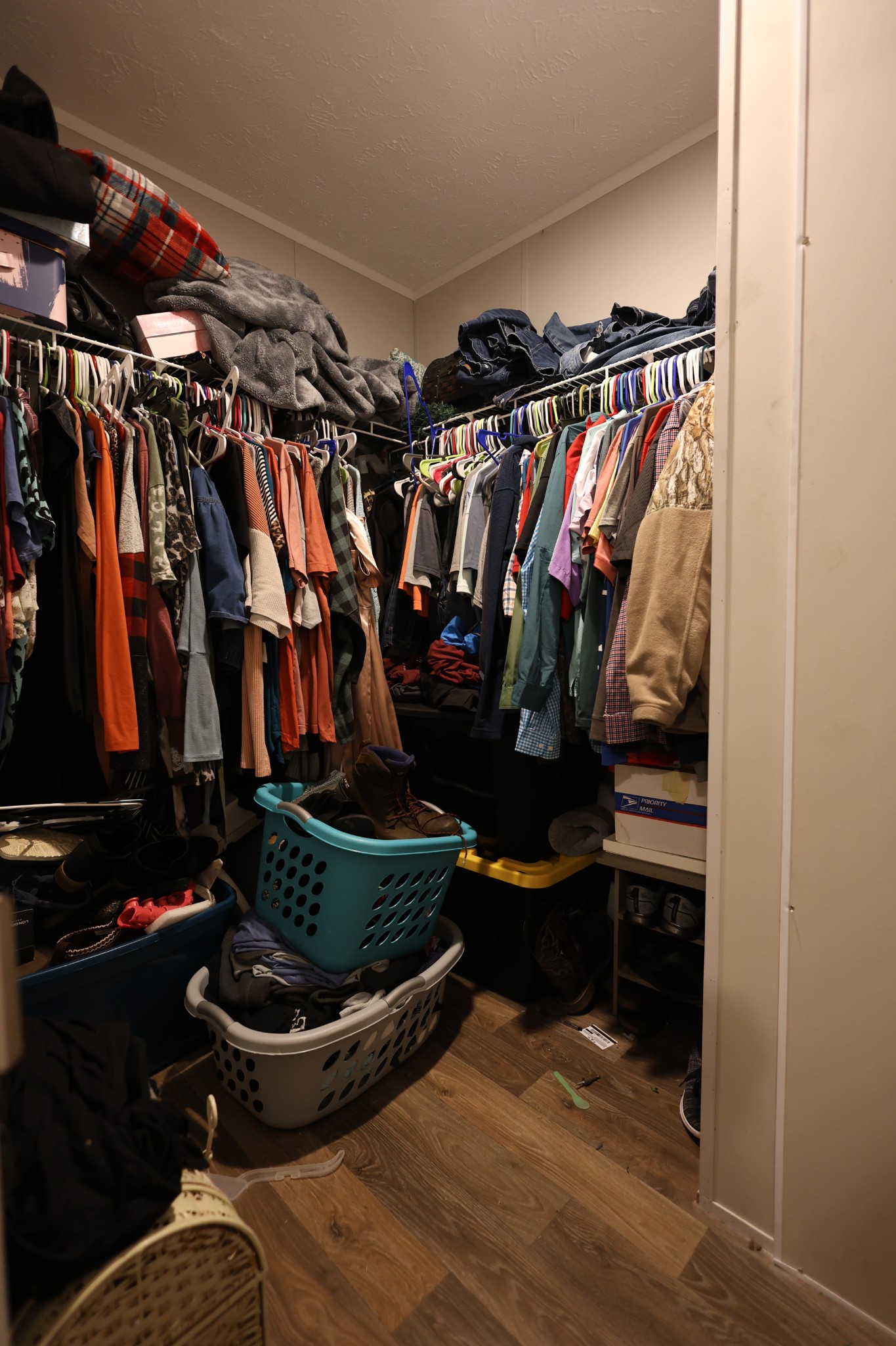 298 Fly Road Shelbyville, TN 37160 - Photo 13 of 21 a view of walk in closet