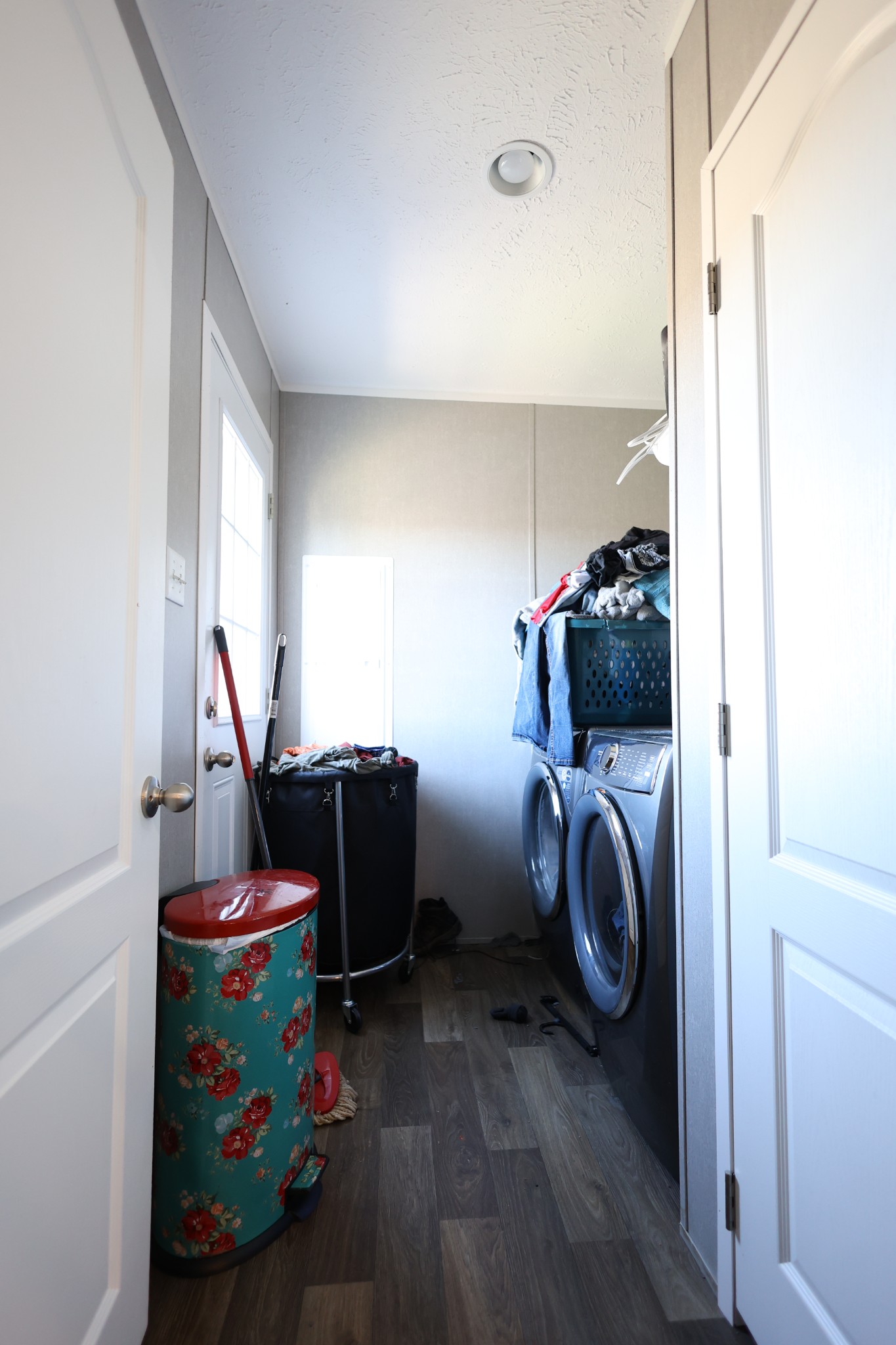 298 Fly Road Shelbyville, TN 37160 - Photo 15 of 21 a utility room with dryer and washer