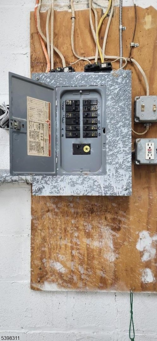 38 Reese Way Phillipsburg, NJ 08865 - Photo 7 of 7 a view of a fireplace with a table