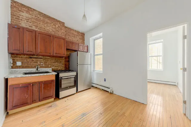 $2,500 | 814 Marcy Avenue, Unit 2C | Bedford-Stuyvesant