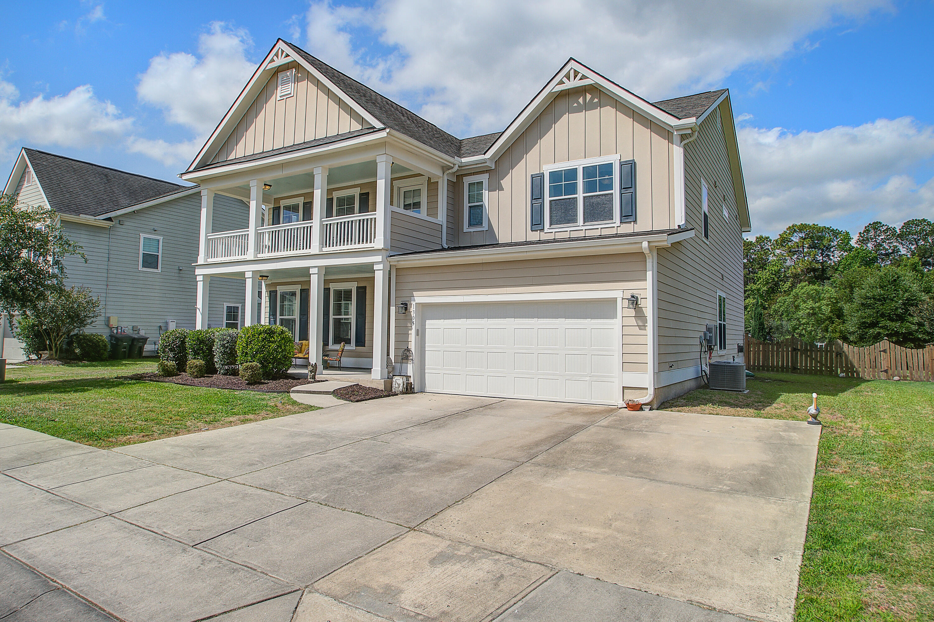 1305 Raven Road Hanahan, SC 29410 - Photo 4 of 50 1305 (4)