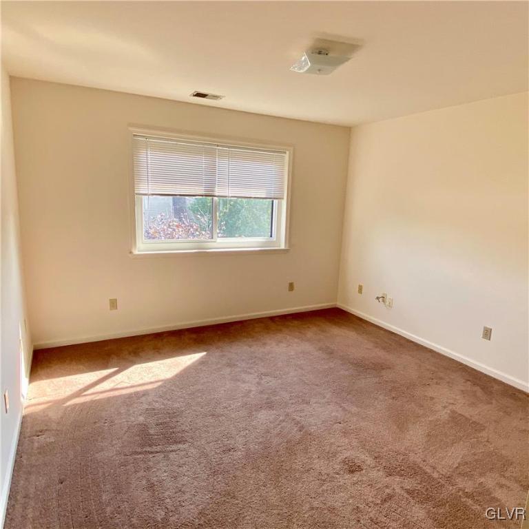 950 Cold Spring Road, Unit 11 Allentown, PA 18103 - Photo 8 of 12 Gallery Image 8
