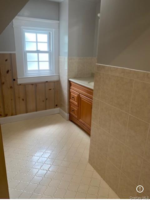 110 Echo Avenue New Rochelle, NY 10801 - Photo 16 of 24