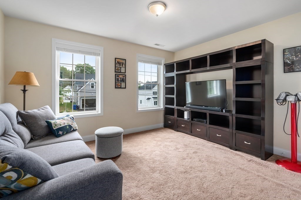 111 Great Road Maynard, MA 01754 - Photo 14 of 38