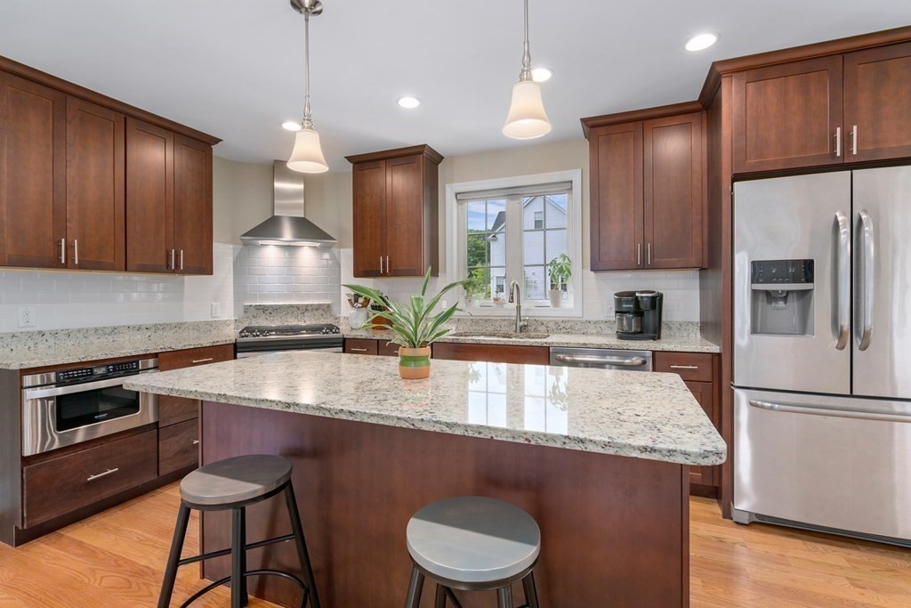 111 Great Road Maynard, MA 01754 - Photo 3 of 38