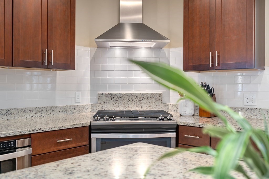 111 Great Road Maynard, MA 01754 - Photo 5 of 38