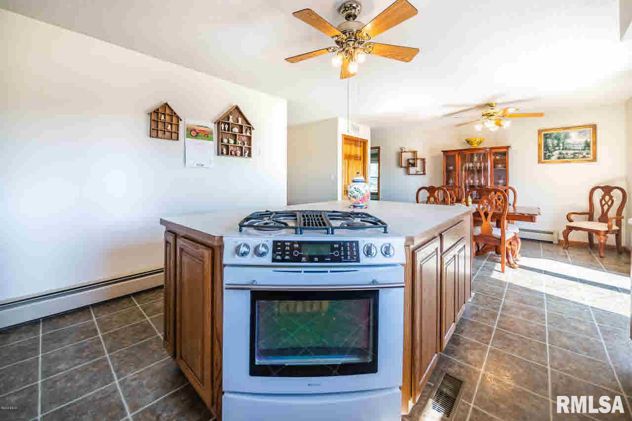 2140 Ava Road Murphysboro, IL 62966 - Photo 13 of 50