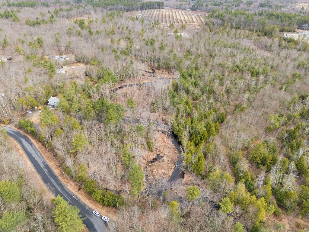 39 Colby Road Kingston, NH 03848 - Photo 3 of 9