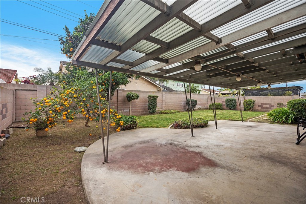 10276 Falcon Avenue Fountain Valley, CA 92708 - Photo 29 of 33