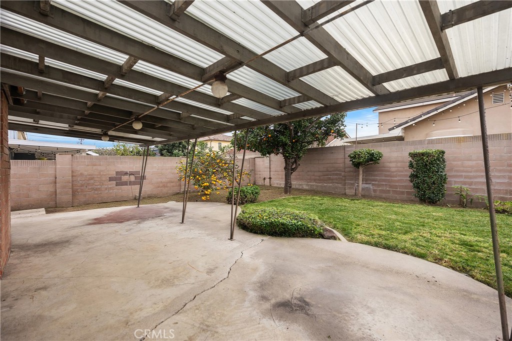 10276 Falcon Avenue Fountain Valley, CA 92708 - Photo 30 of 33