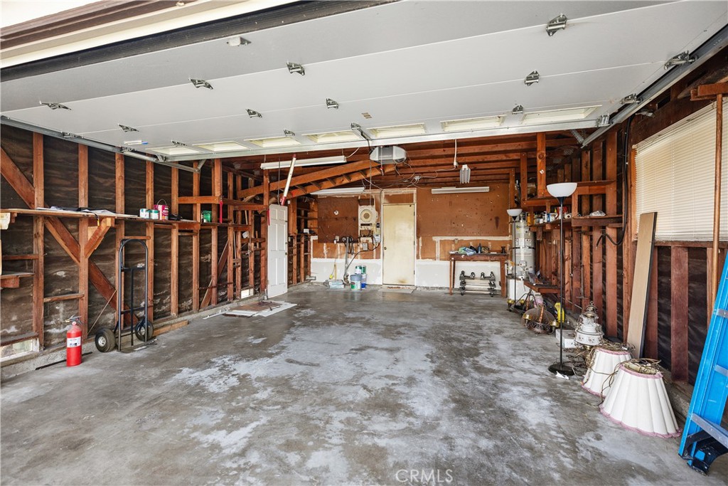 10276 Falcon Avenue Fountain Valley, CA 92708 - Photo 32 of 33