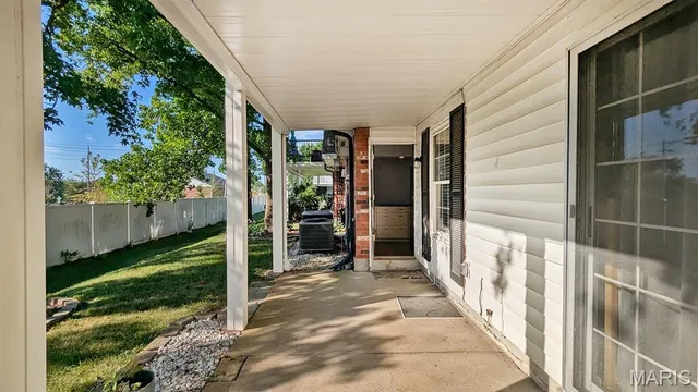 $114,900 | 1669 Mayenne Court, Unit B, St. Louis, MO 63125