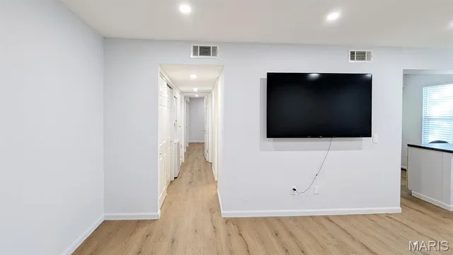 $114,900 | 1669 Mayenne Court, Unit B, St. Louis, MO 63125