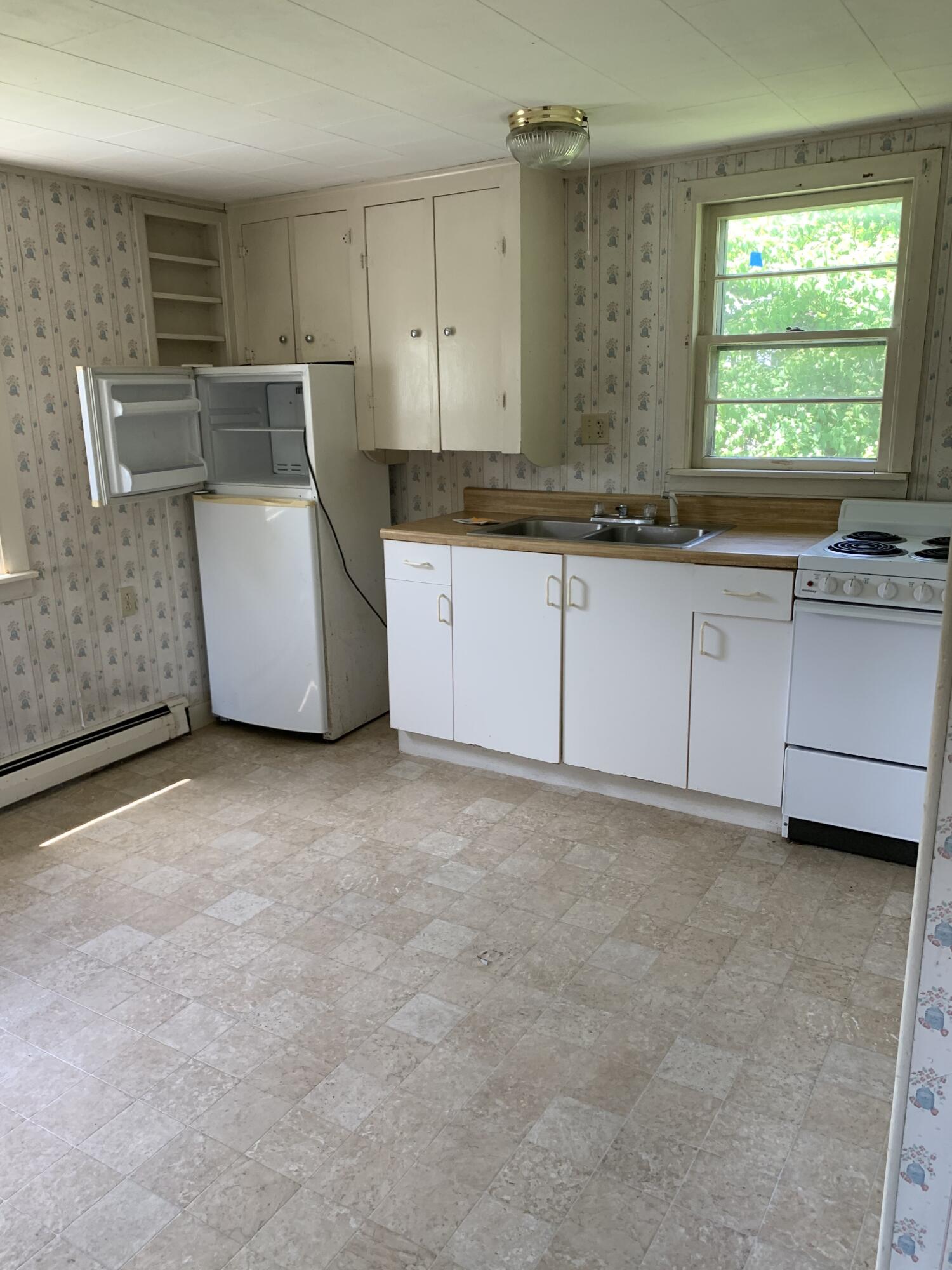 805 River Road Tenants Harbor, ME 04860 - Photo 12 of 15 IMG_3442