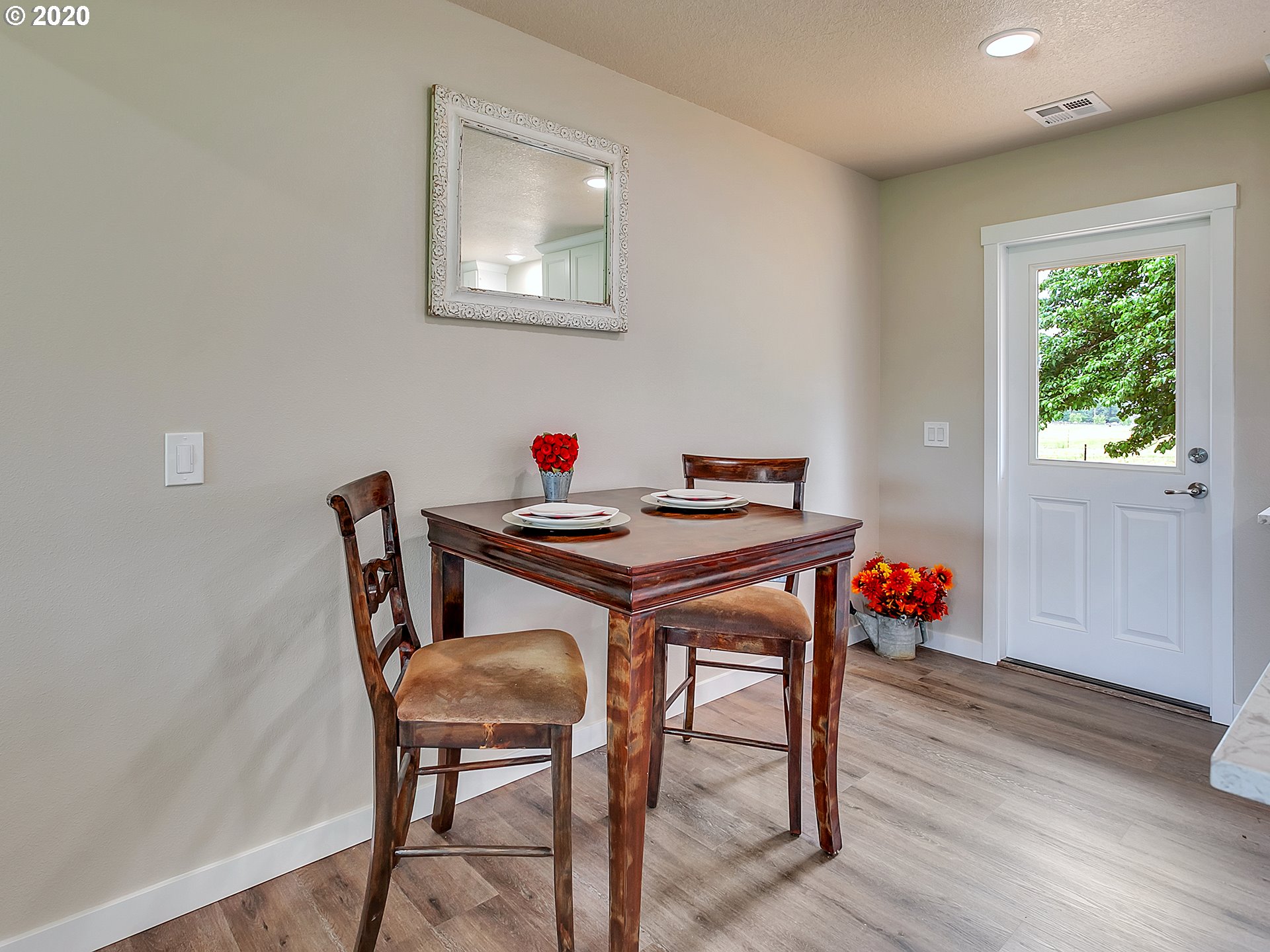 18045 South Strowbridge Road Oregon City, OR 97045 - Photo 16 of 29