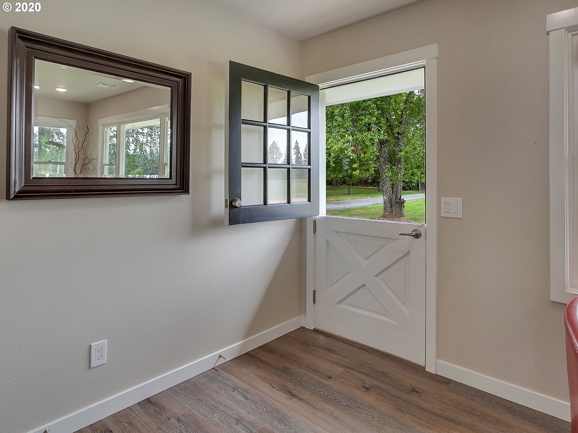 18045 South Strowbridge Road Oregon City, OR 97045 - Photo 17 of 29