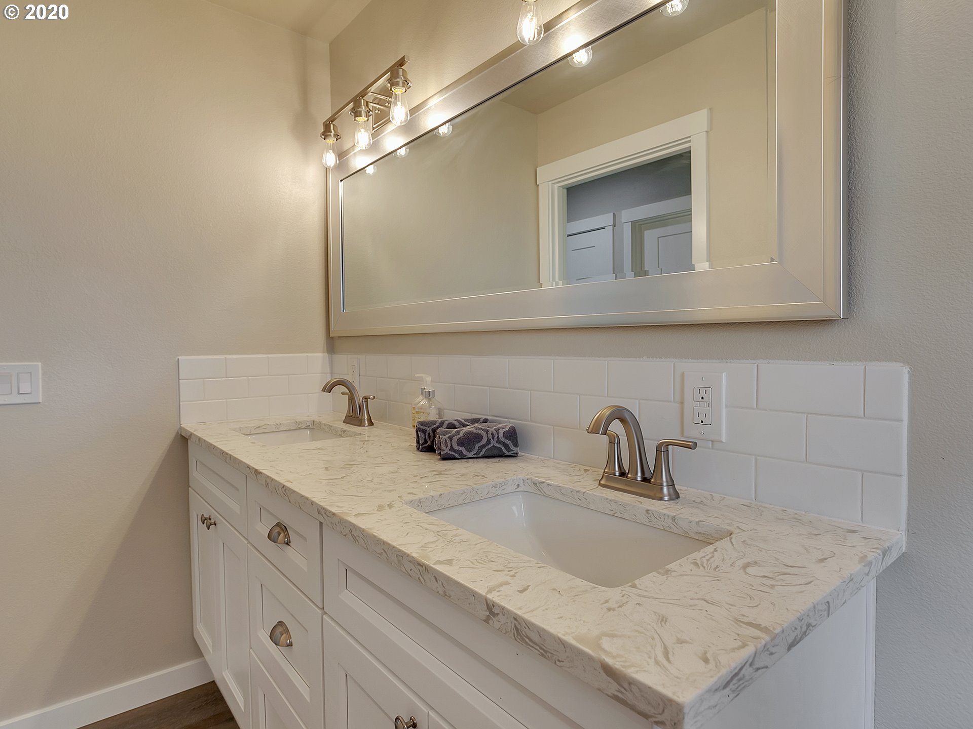 18045 South Strowbridge Road Oregon City, OR 97045 - Photo 22 of 29