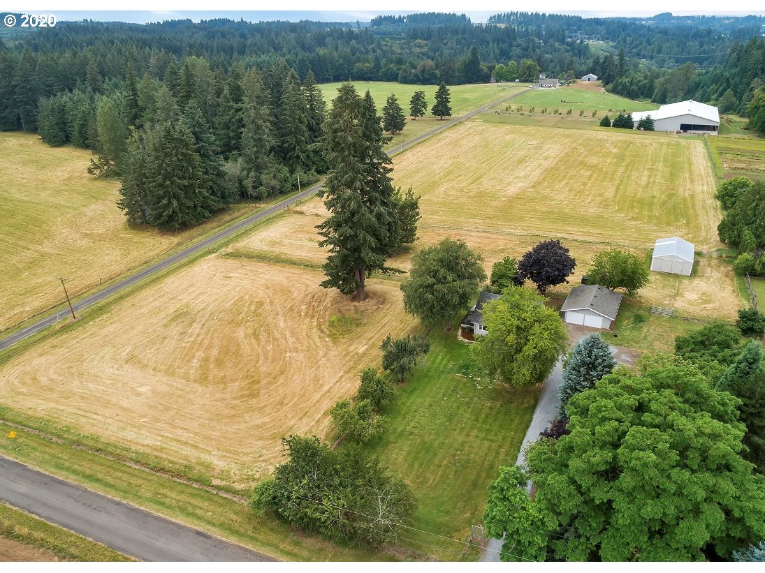 18045 South Strowbridge Road Oregon City, OR 97045 - Photo 5 of 29