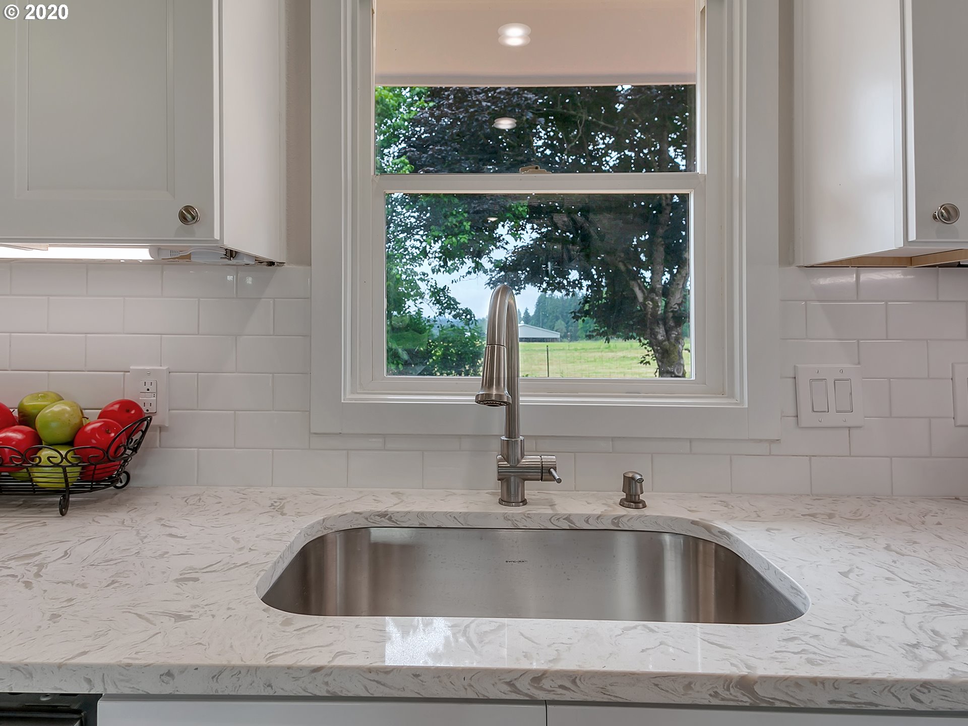 18045 South Strowbridge Road Oregon City, OR 97045 - Photo 10 of 29