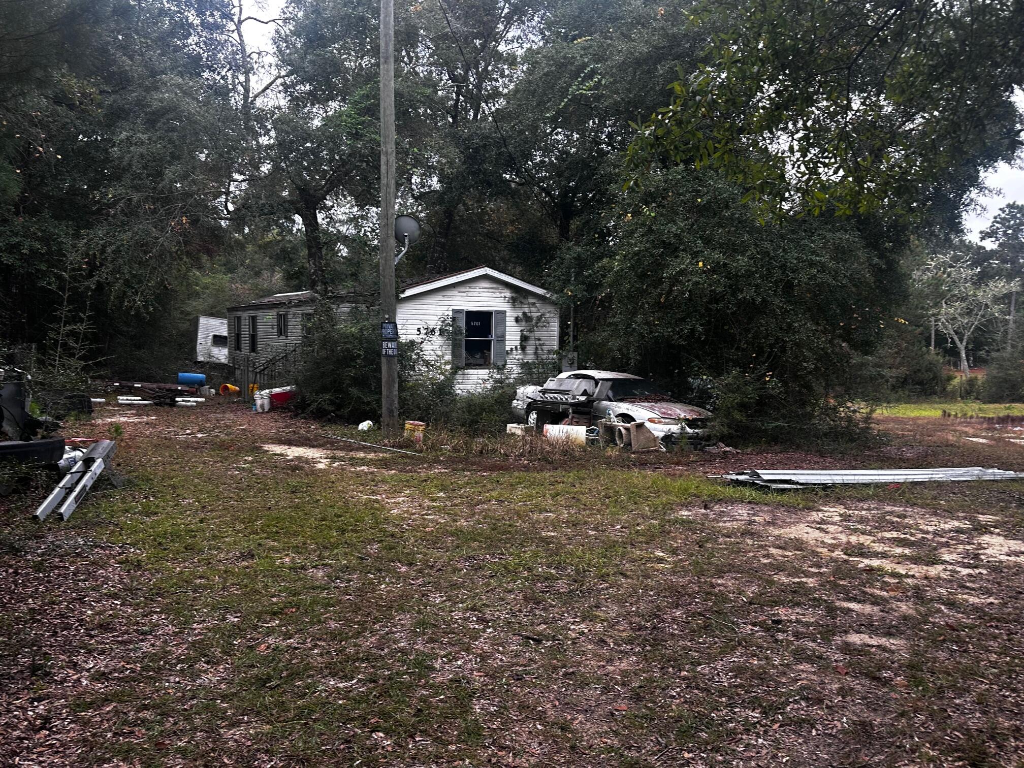 5761 Highland Hills Road Crestview, FL 32539 - Photo 3 of 9 IMG_7221