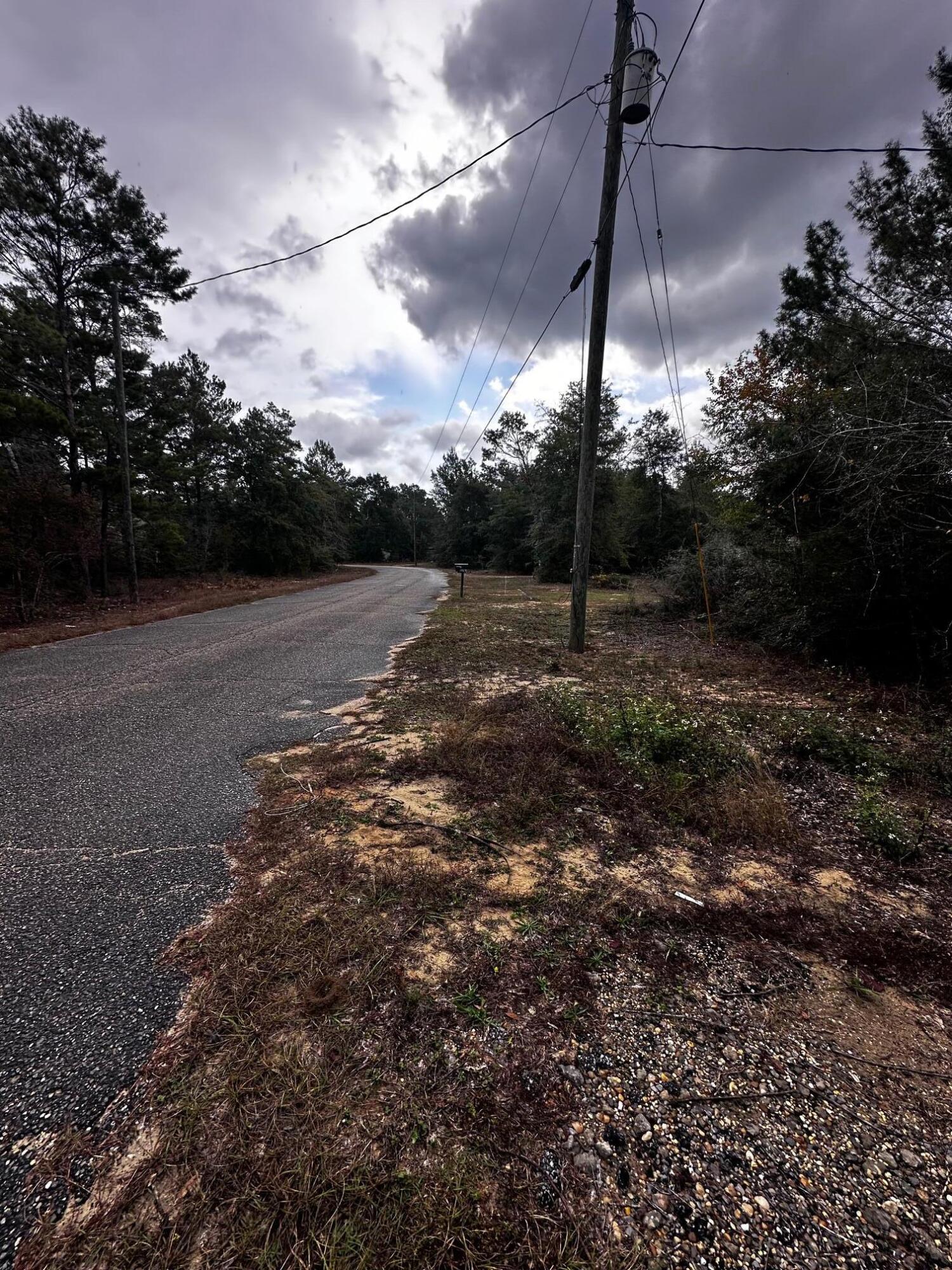 5761 Highland Hills Road Crestview, FL 32539 - Photo 8 of 9 IMG_7224