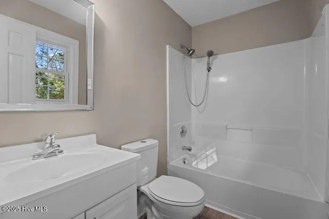 $304,900 | 1402 Cherry Lane Northwest, Wilson, NC 27896