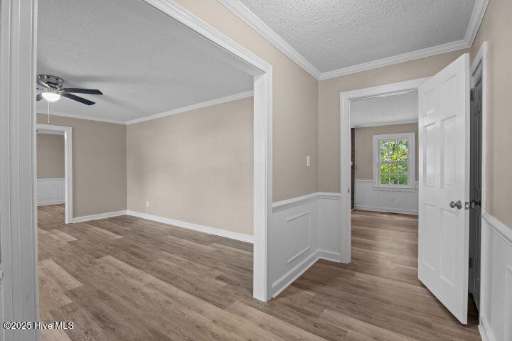 1402 Cherry Lane Northwest Wilson, NC 27896 - Photo 5 of 39 Foyer