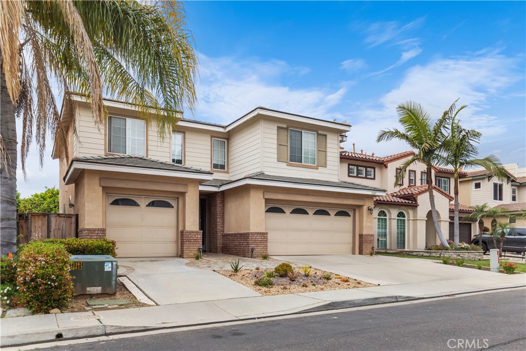 1285 Fairbury Lane Anaheim, CA 92807 - Photo 2 of 33