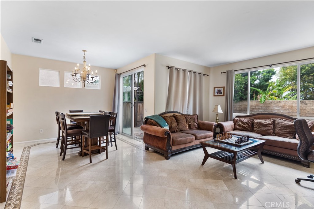 1285 Fairbury Lane Anaheim, CA 92807 - Photo 9 of 33