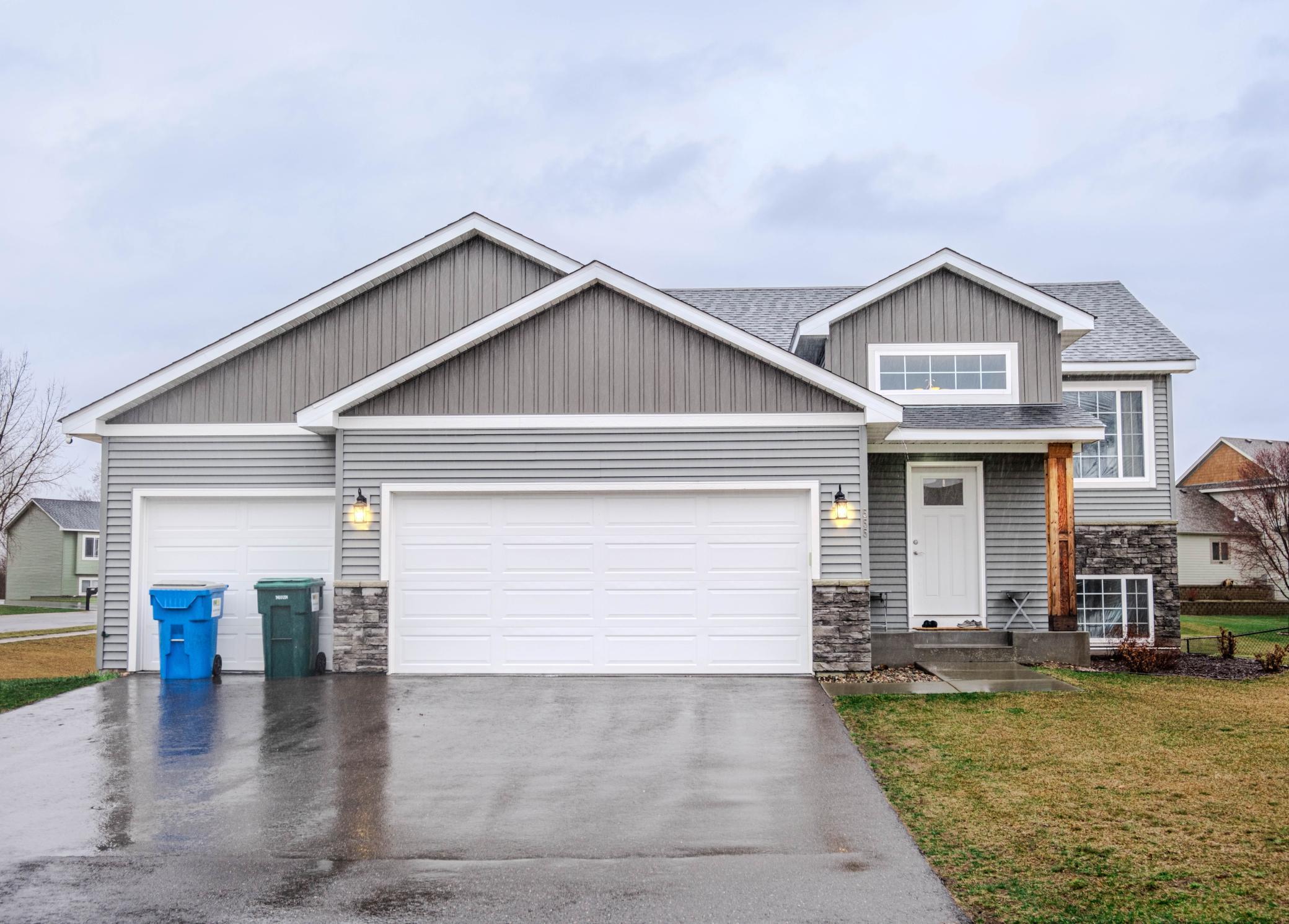 555 Alaska Loop Cambridge, MN 55008 - Photo 1 of 1
