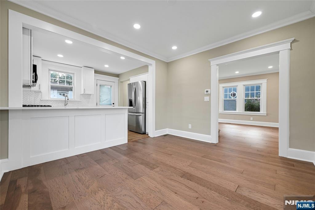 25 Marinus Street Rochelle Park, NJ 07662 - Photo 7 of 15