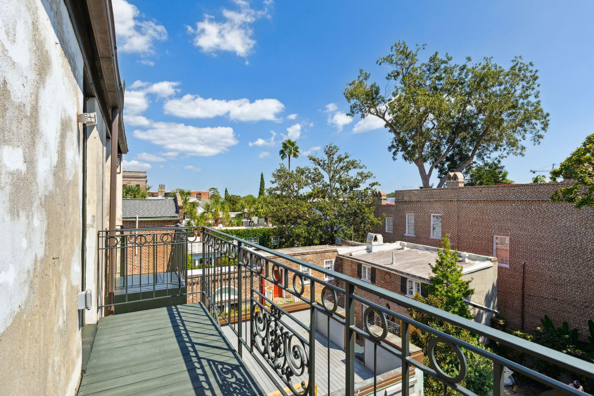 45 Hasell Street, Unit 1 Charleston, SC 29401 - Photo 17 of 41 45HasellSt-KeenEyeMarketing-016